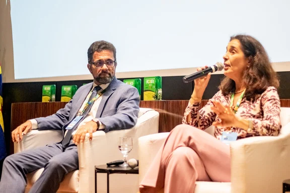 Troca de experiências durante os debates