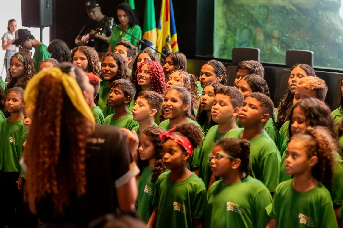 Apresentação cultural na primeira edição